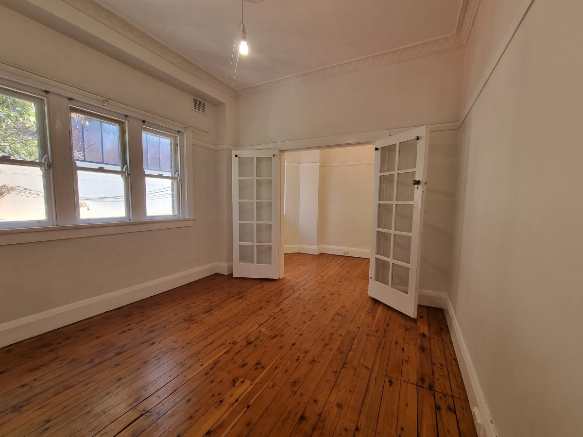 Large one Bedroom with Study