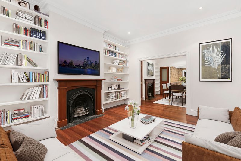 Beautifully presented tri-level terrace