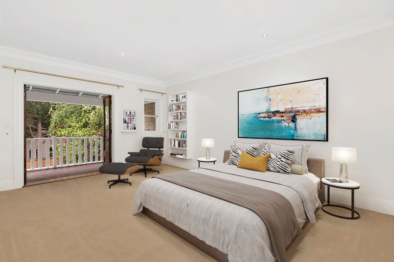 Beautifully presented tri-level terrace