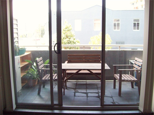 Furnished modern studio in a great location