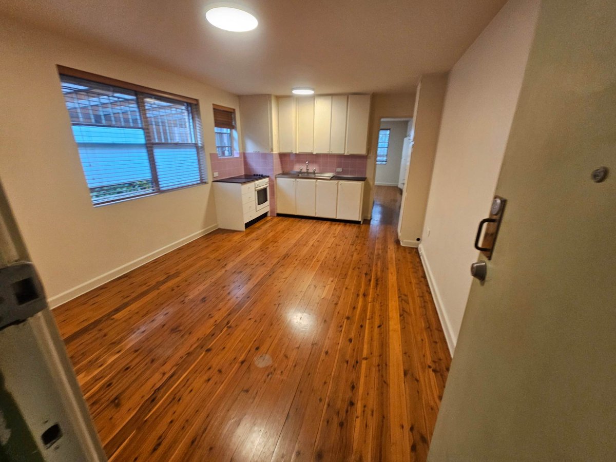 Stylish One Bedroom Apartment in the Heart of the Waverton Village