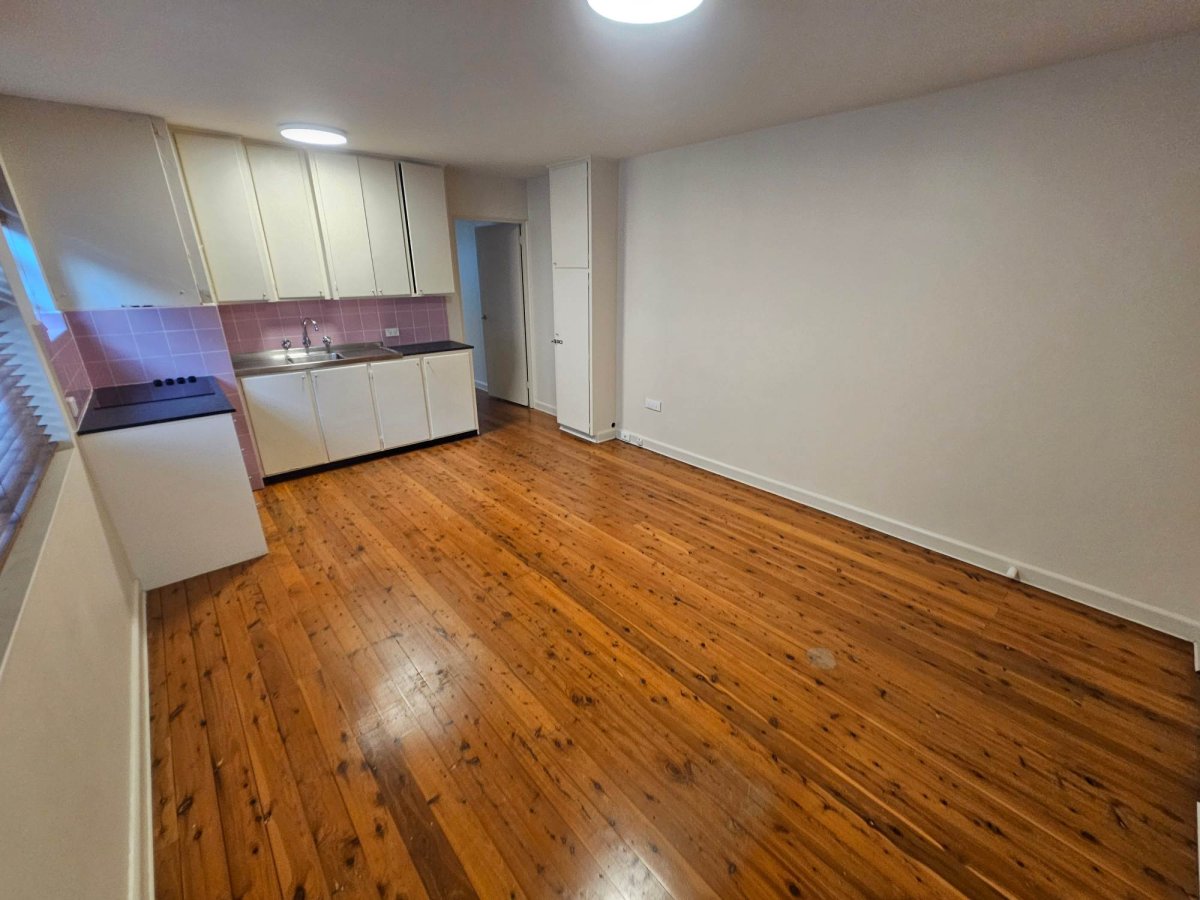 Stylish One Bedroom Apartment in the Heart of the Waverton Village