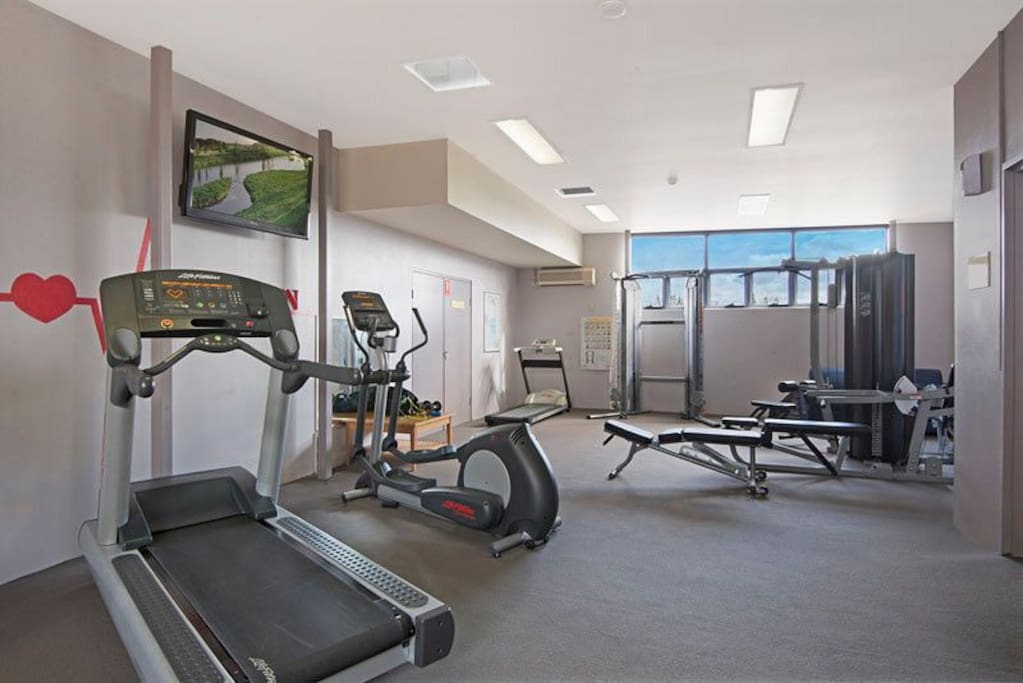 Affordable luxury, fully furnished studio in a great location.